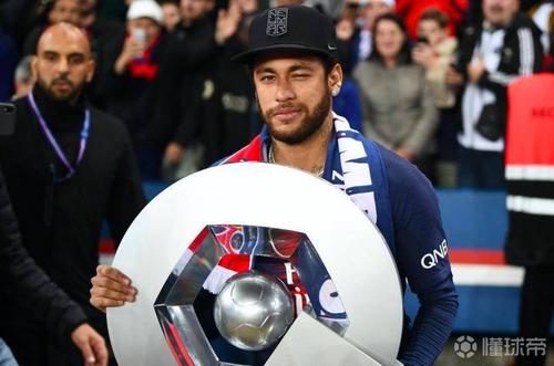 leeds đấu với tottenham
